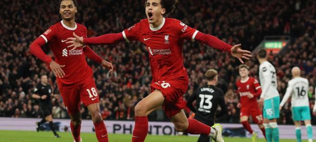 罗马德比胜出，球队霸气依旧