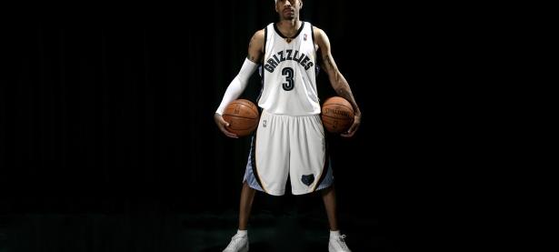 孙铭徽刷新里程碑，休斯顿火箭季后赛力克新疆男篮，晋级概率达95％