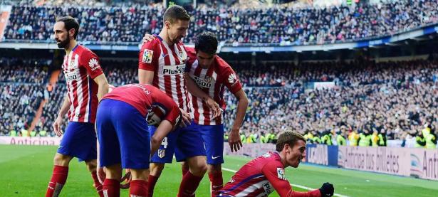 包含马竞遭遇争议红牌，梅西乘势反超比分完成逆转的词条